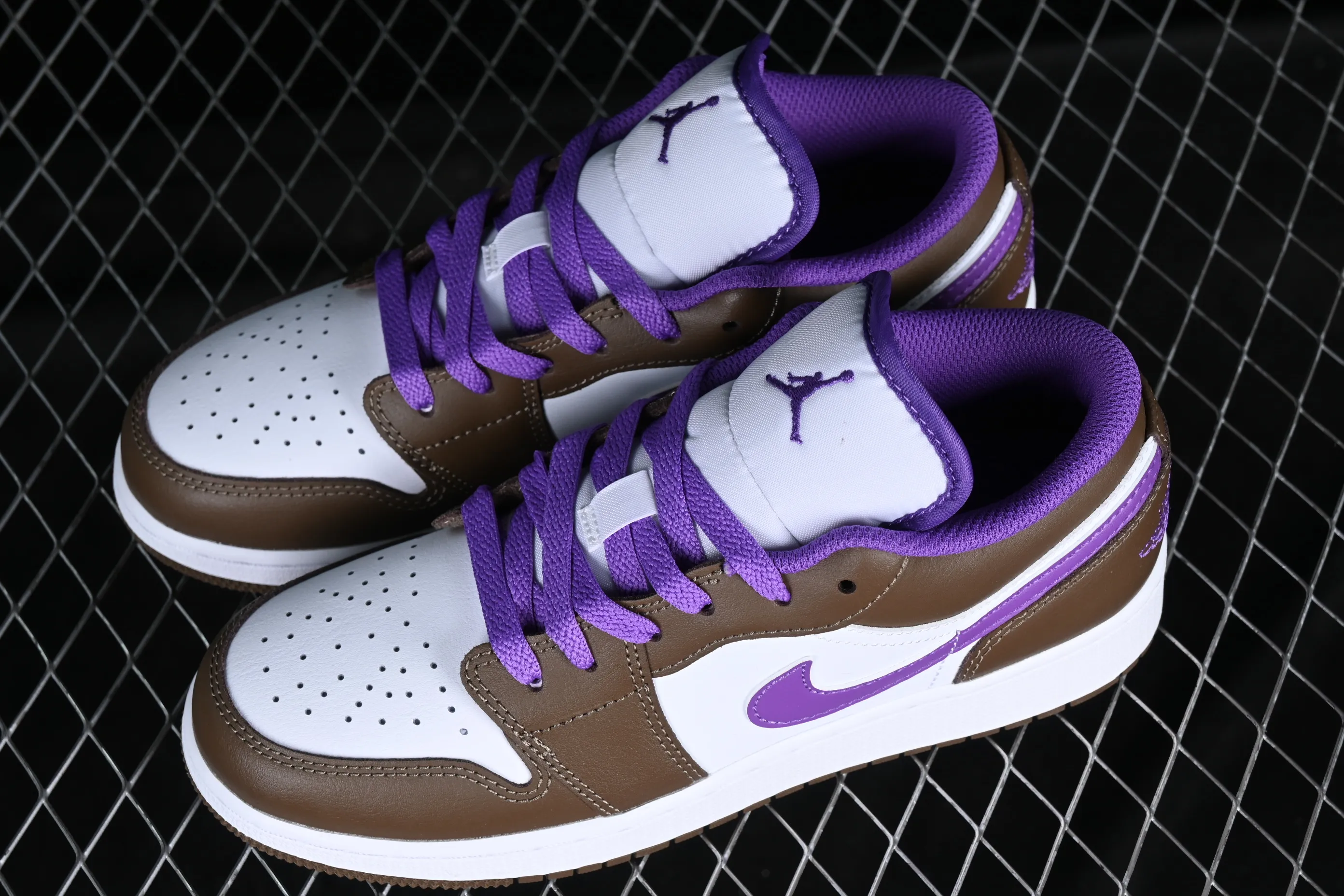 All categories Air Jordan Jordan series basketball shoes Air Jordan 1 Low G version pure original Air Jordan 1 Low "Palomino" AJ1 Joe 1 Mocha Purple Low-top cultural basketball shoes 553560-215